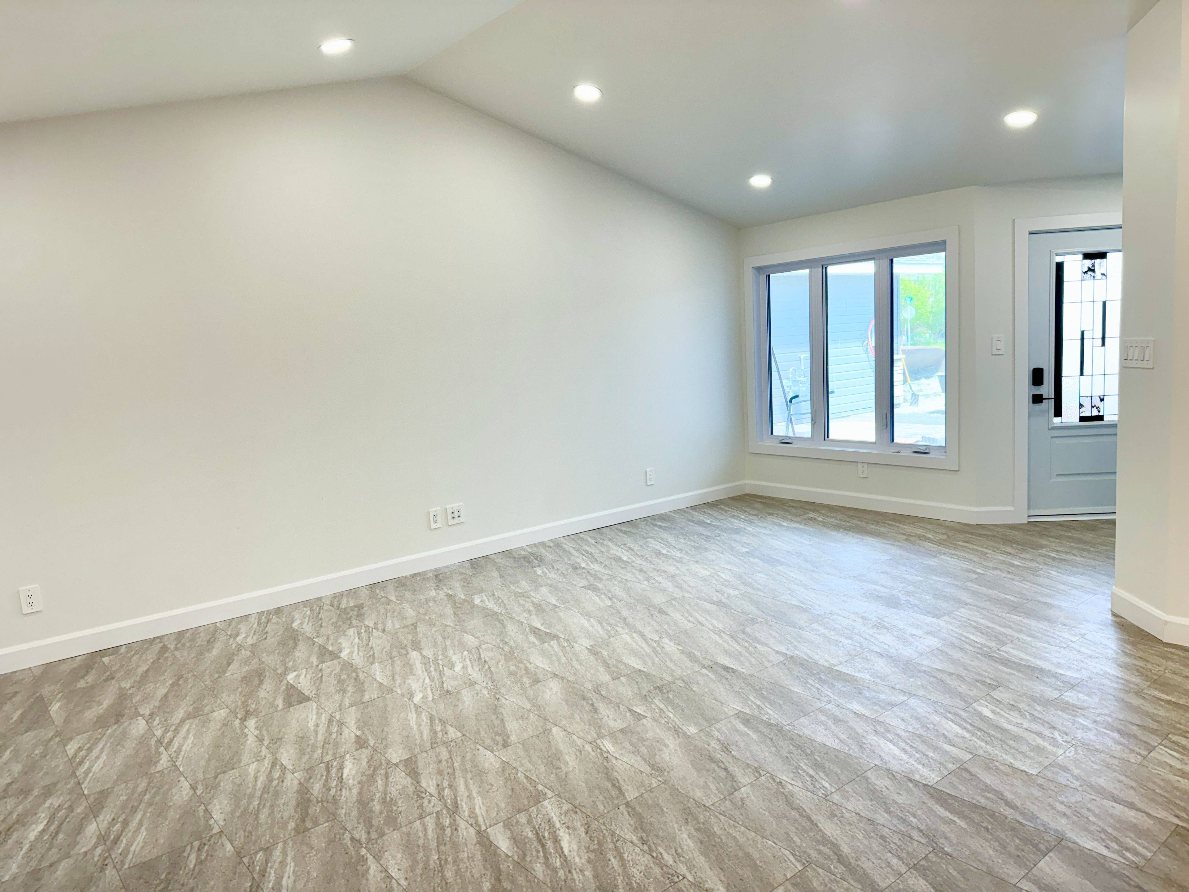 22 Golf ST, Kapuskasing, ON P5N 3J6