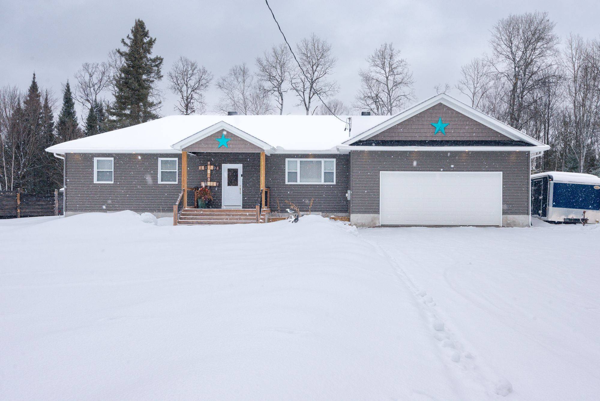 106 Riverside DR, Bonfield, ON P0H 1E0