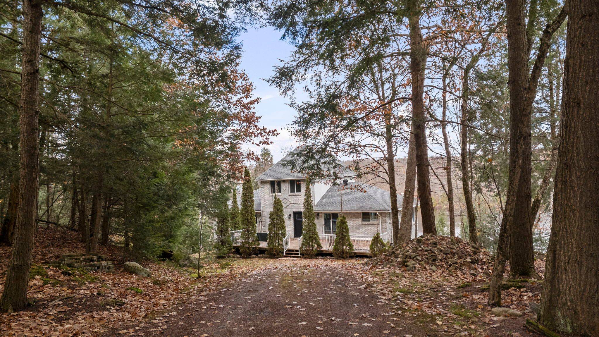 75 Silver Point DR, Seguin, ON P2A 2W8