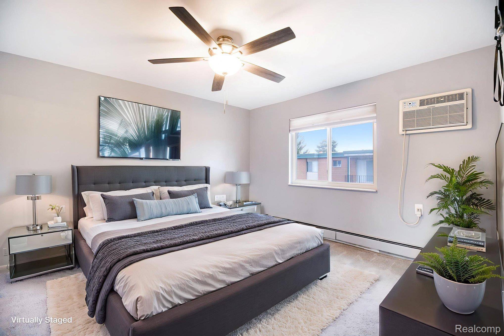 1840 Axtell DR #7, Troy, MI 48084