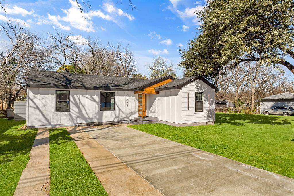 2837 Elsie Faye Heggins Street, Dallas, TX 75215