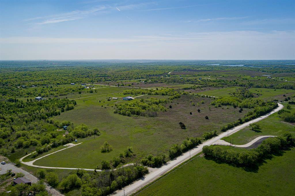 835 COUNTY ROAD 410, Callisburg, TX 76240