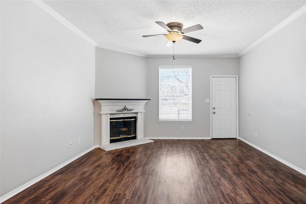 3932 Parkhaven Drive, Denton, TX 76210