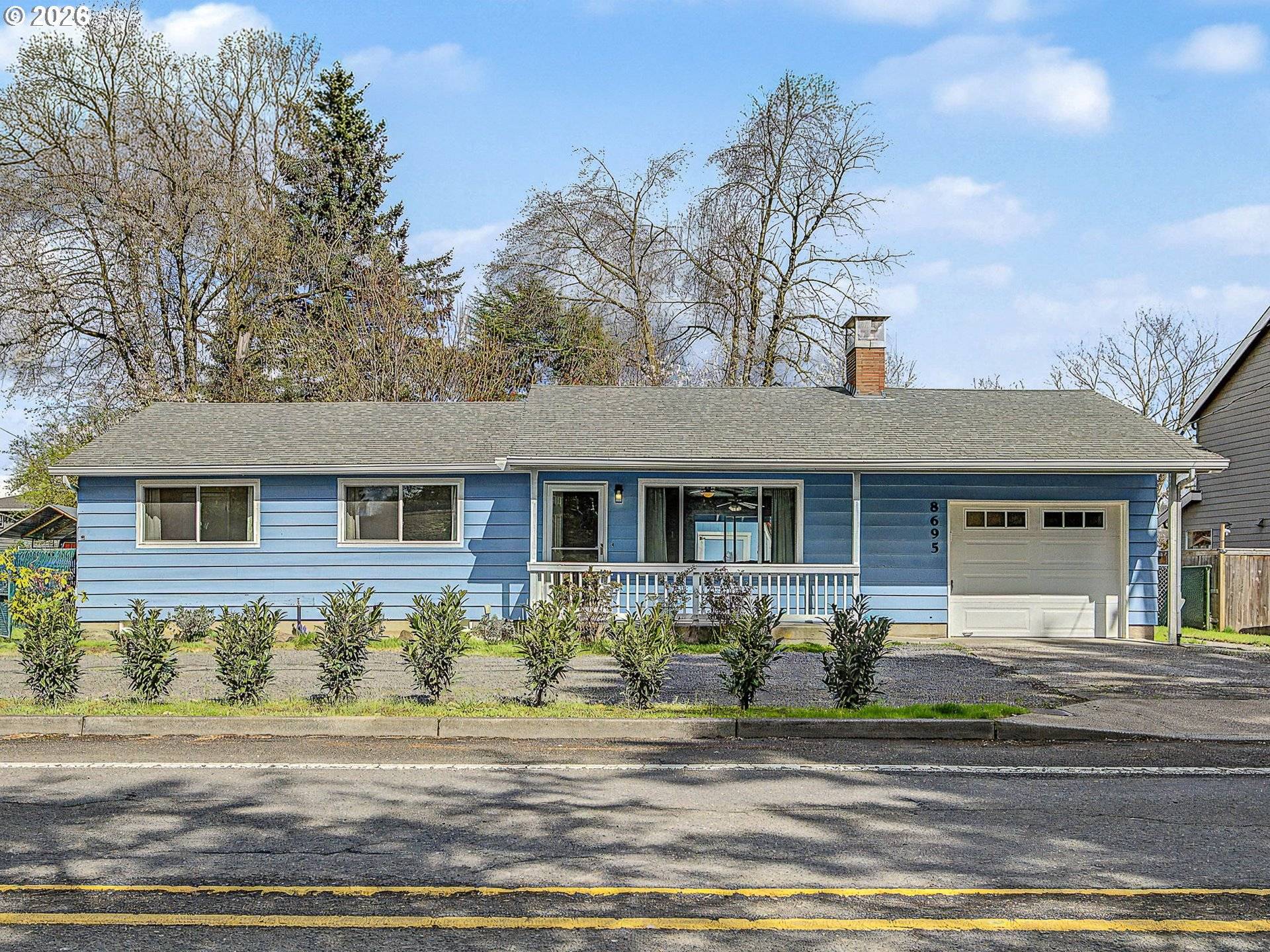 8695 SE ROOTS RD, Clackamas, OR 97015