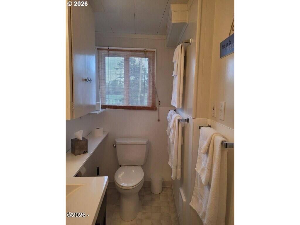 4239 SW HIGHWAY 101, Lincoln City, OR 97367