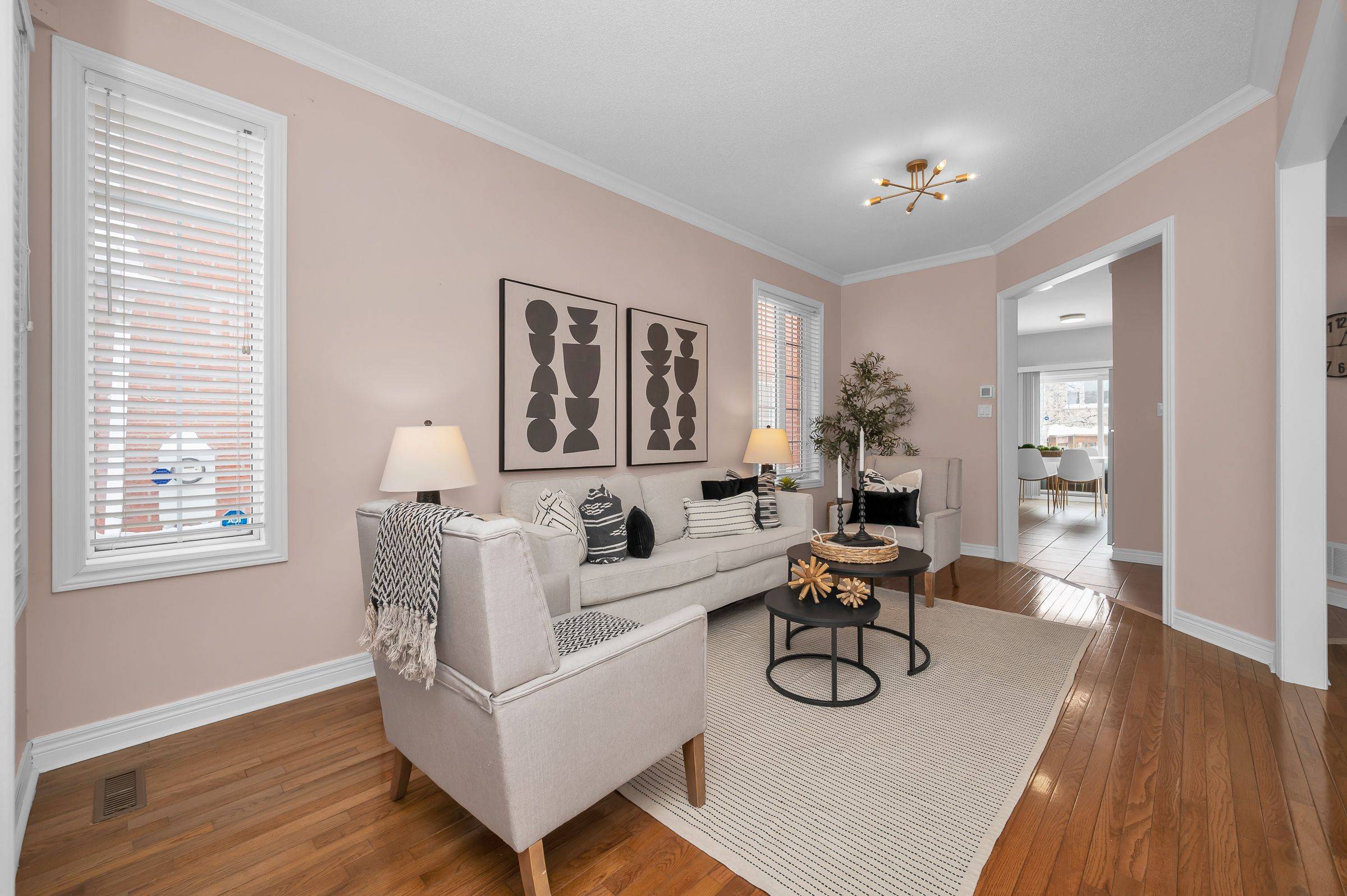 2546 Nichols DR, Oakville, ON L6H 7L3