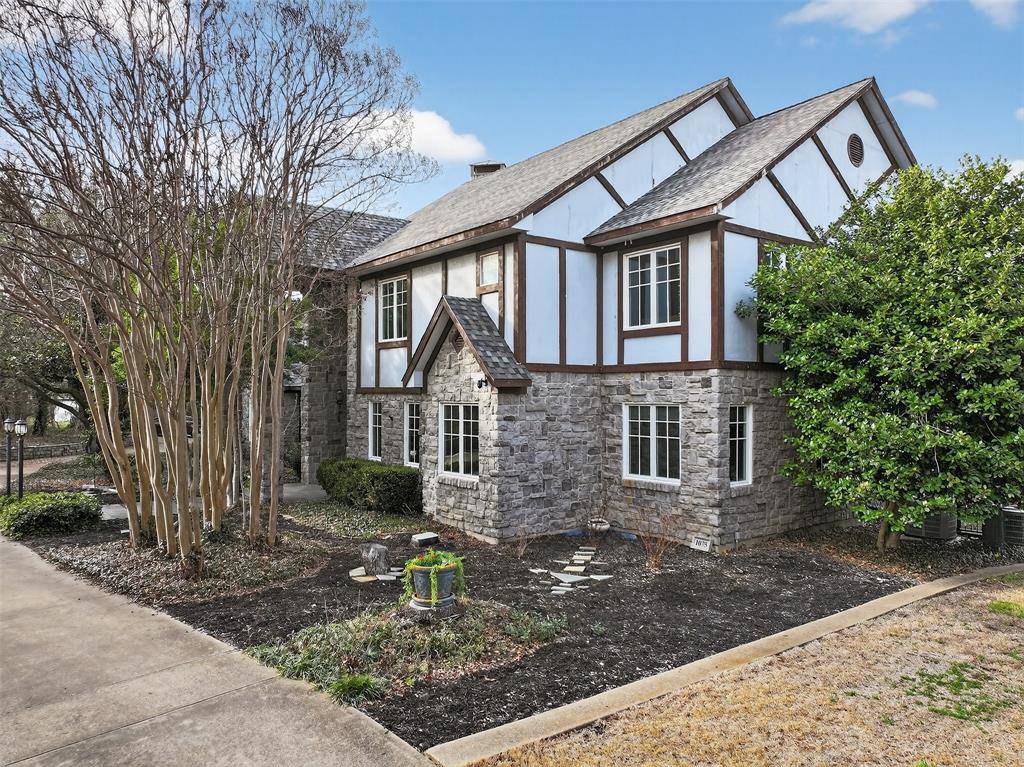 1075 Mobley Road, Cedar Hill, TX 75104