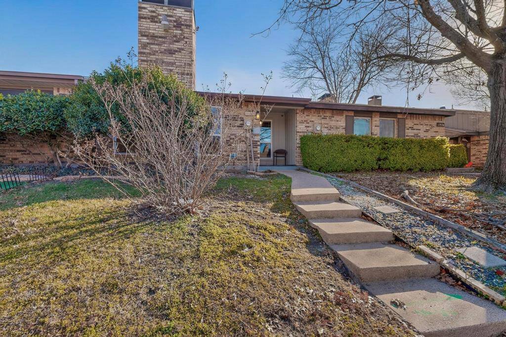 1940 Abshire Lane, Dallas, TX 75228