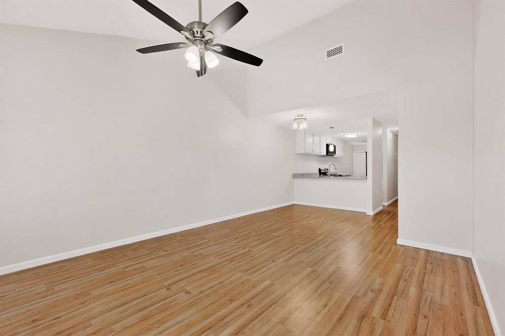 1940 Abshire Lane, Dallas, TX 75228