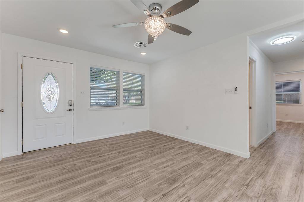 2950 Windmill Lane, Farmers Branch, TX 75234