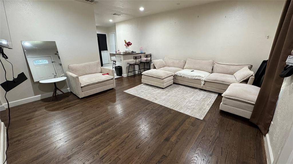 1822 Highland Street, Mesquite, TX 75149