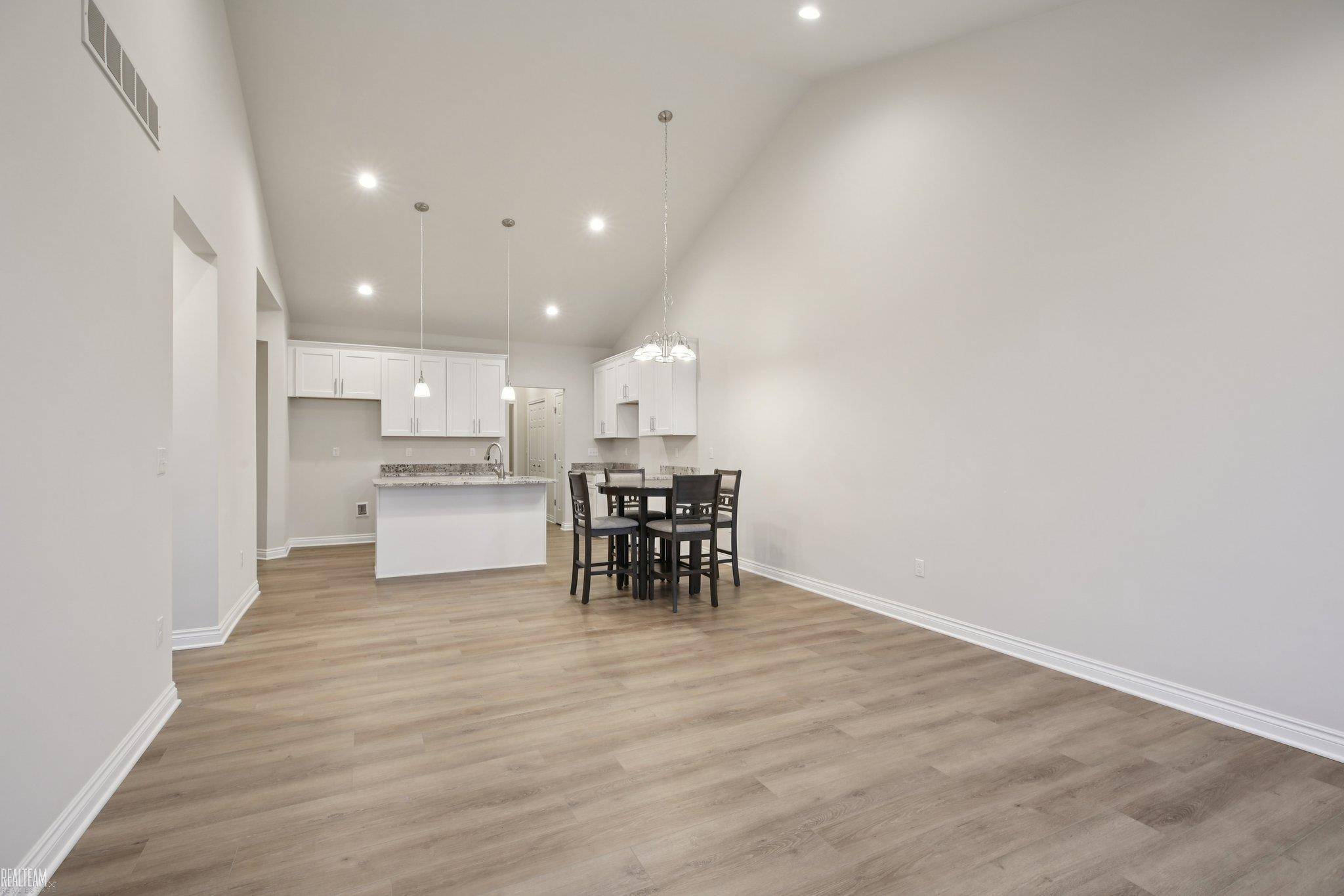 48854 Birmingham DR, Chesterfield Twp, MI 48047