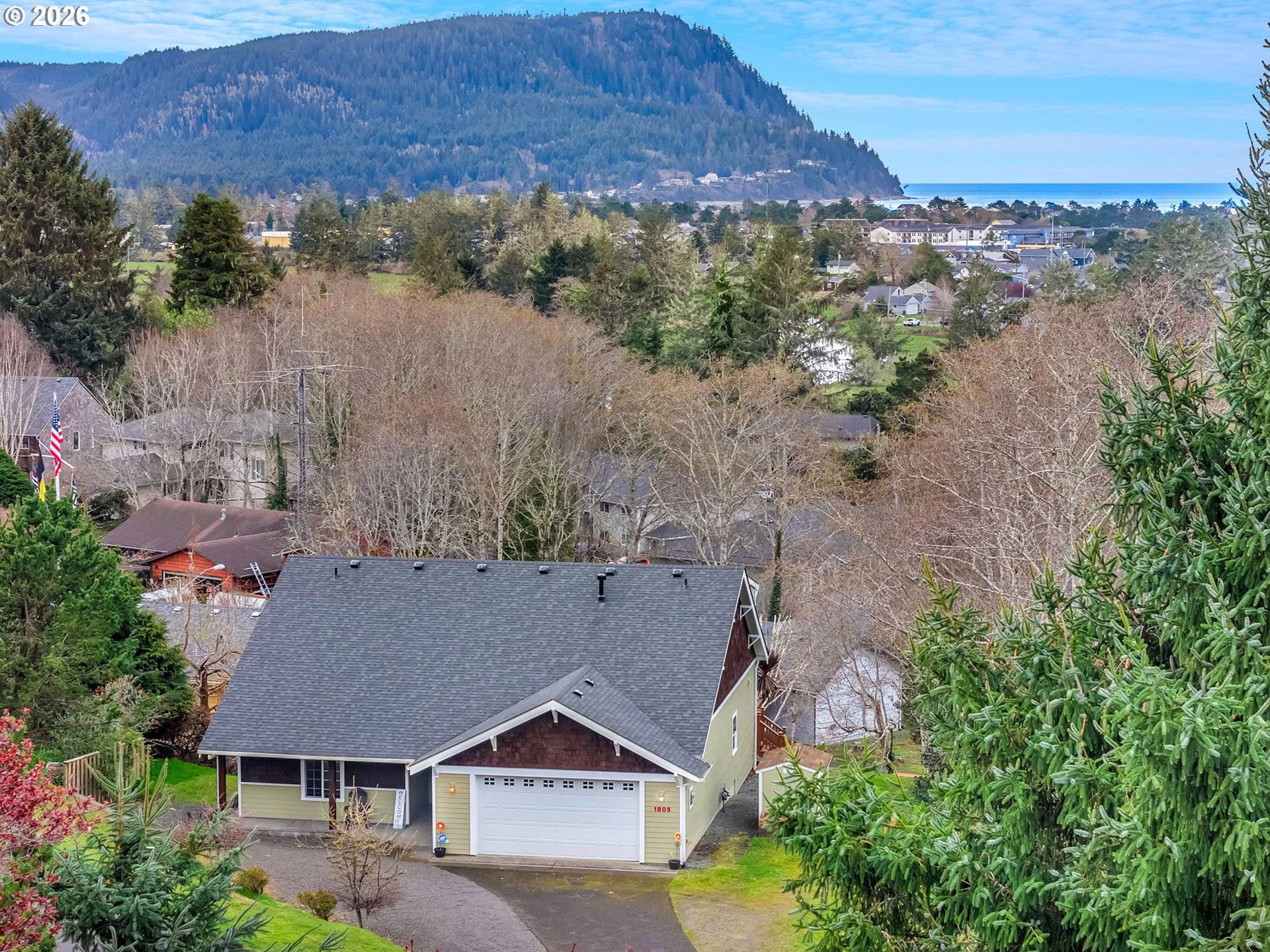 1805 BROADWAY ST, Seaside, OR 97138