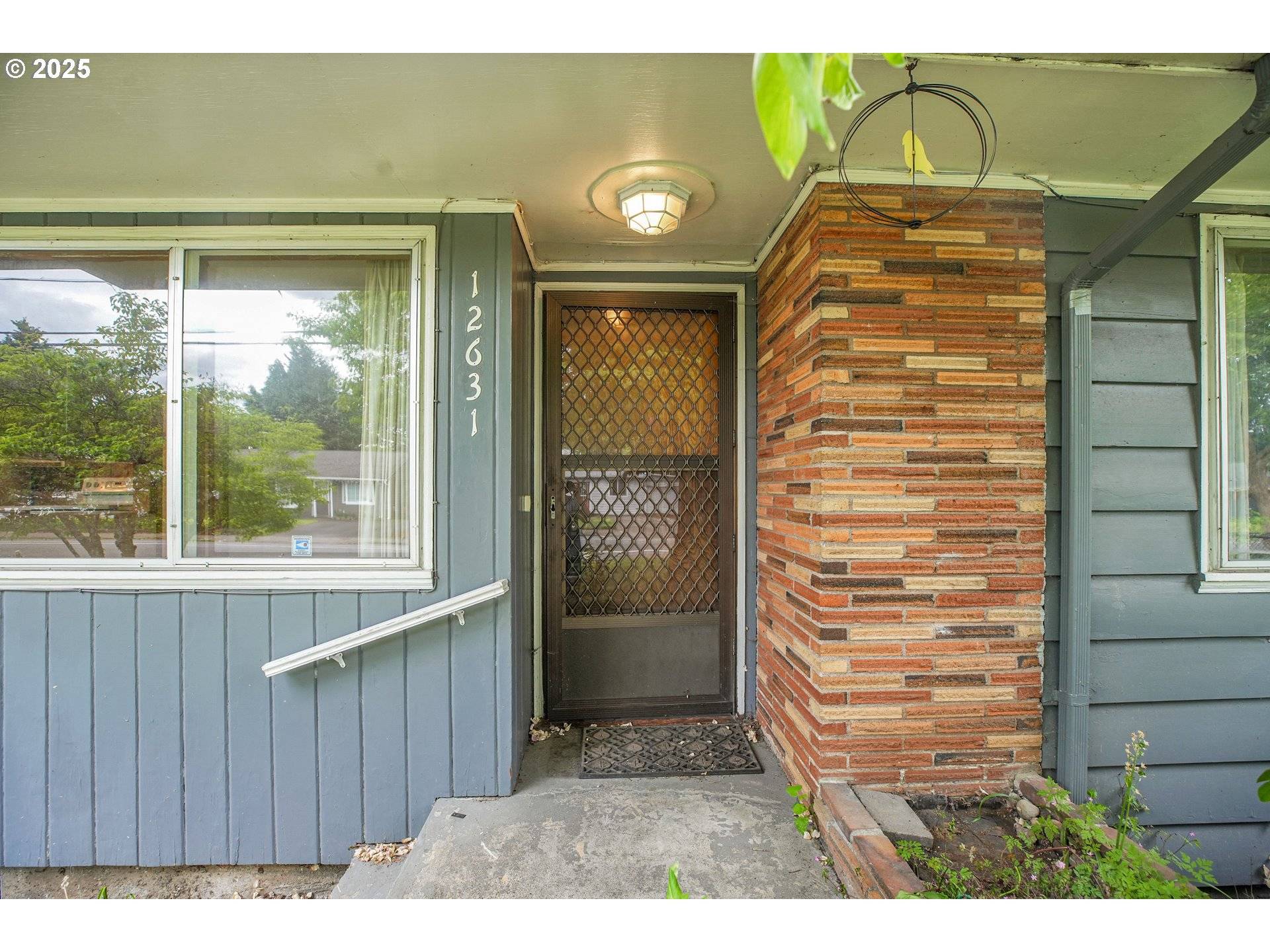 12631 SE MARKET ST, Portland, OR 97233