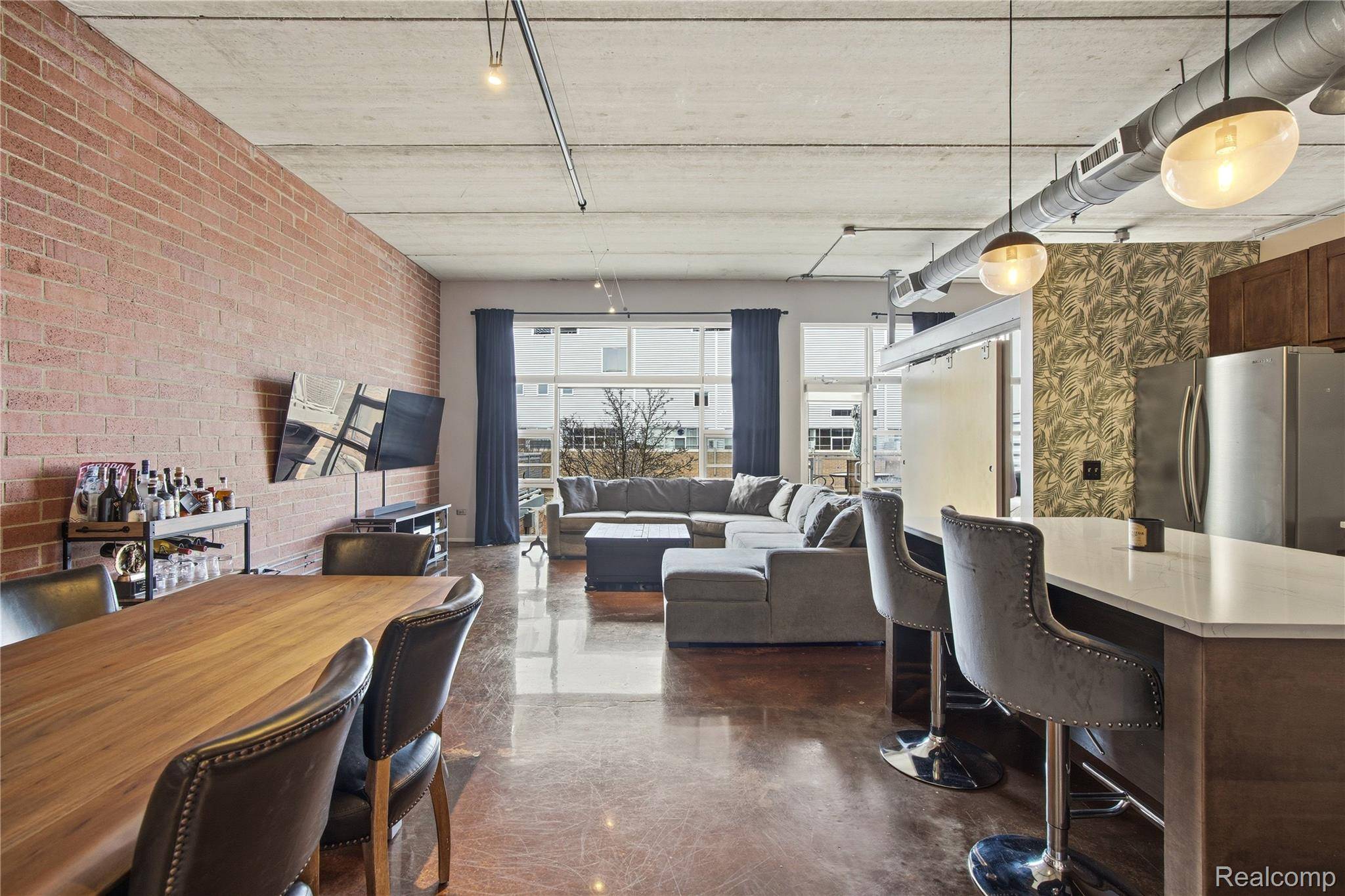 322 E Harrison AVE #12, Royal Oak, MI 48067