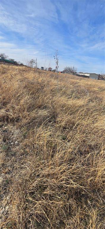 108 Sparrow Drive, Azle, TX 76020