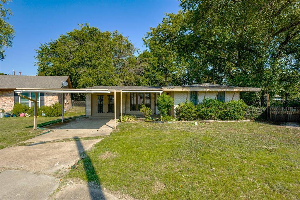 612 Henderson Circle, Garland, TX 75040