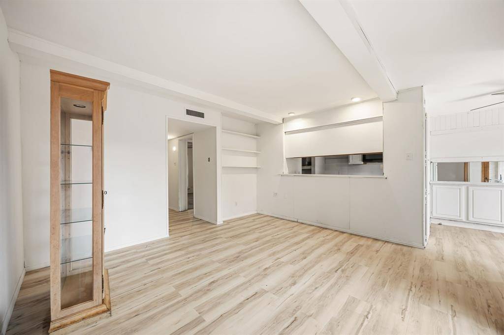 438 Arborview Drive, Garland, TX 75043