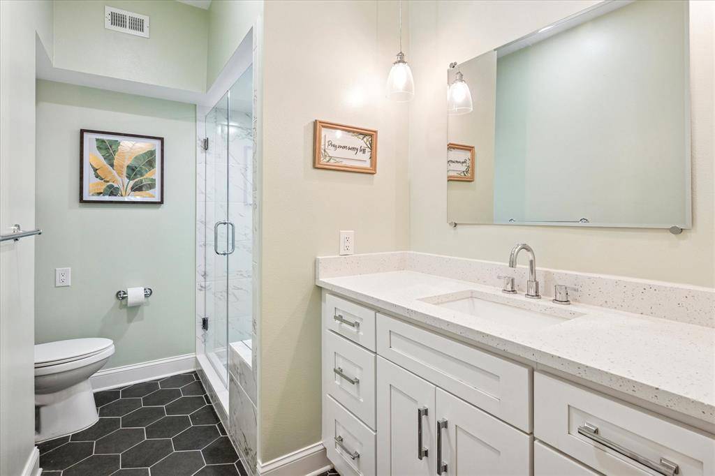 10747 Park Village Place #B, Dallas, TX 75230