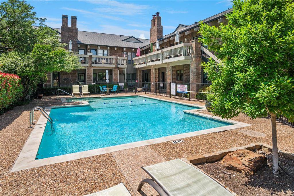 10747 Park Village Place #B, Dallas, TX 75230