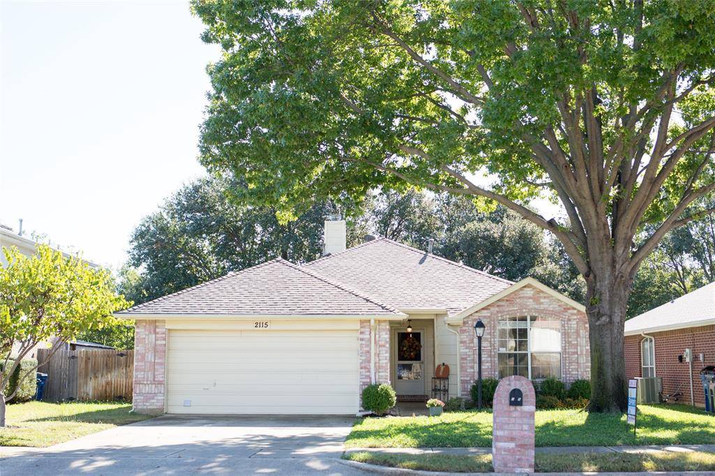 2115 Meadowview Drive, Corinth, TX 76210