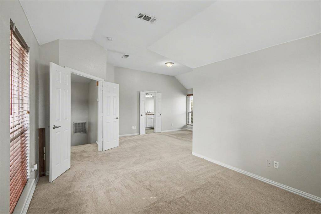 2104 Nugent Drive, Mansfield, TX 76063