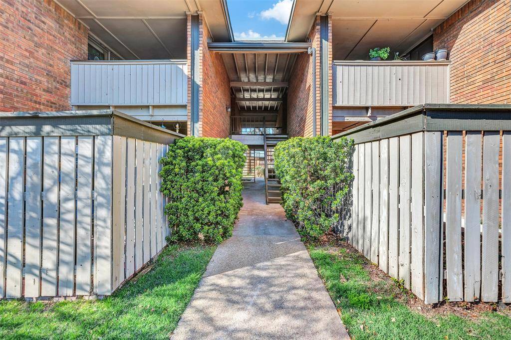 2809 Rio Branco Street #102, Farmers Branch, TX 75234