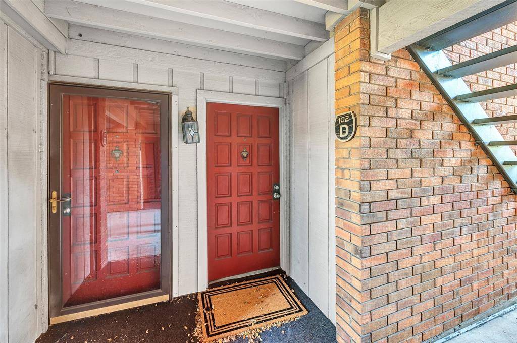 2809 Rio Branco Street #102, Farmers Branch, TX 75234