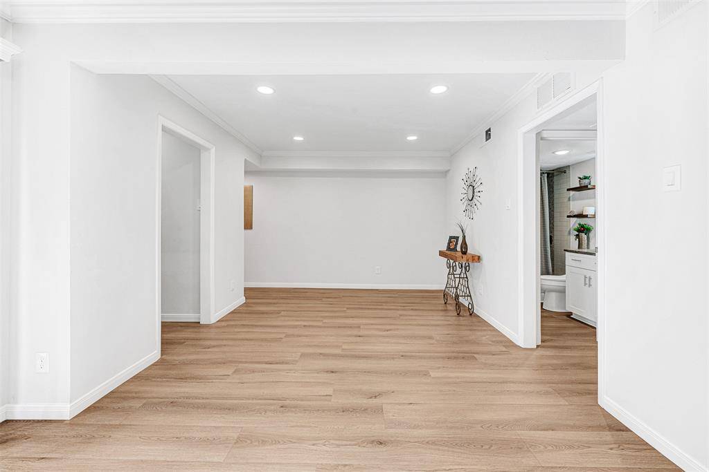 2809 Rio Branco Street #102, Farmers Branch, TX 75234