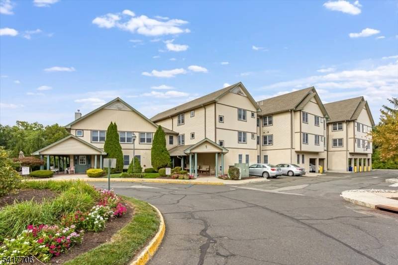 93 Park Edge, Berkeley Heights Twp., NJ 07922