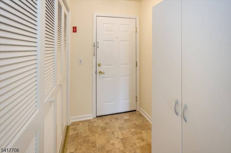 93 Park Edge, Berkeley Heights Twp., NJ 07922