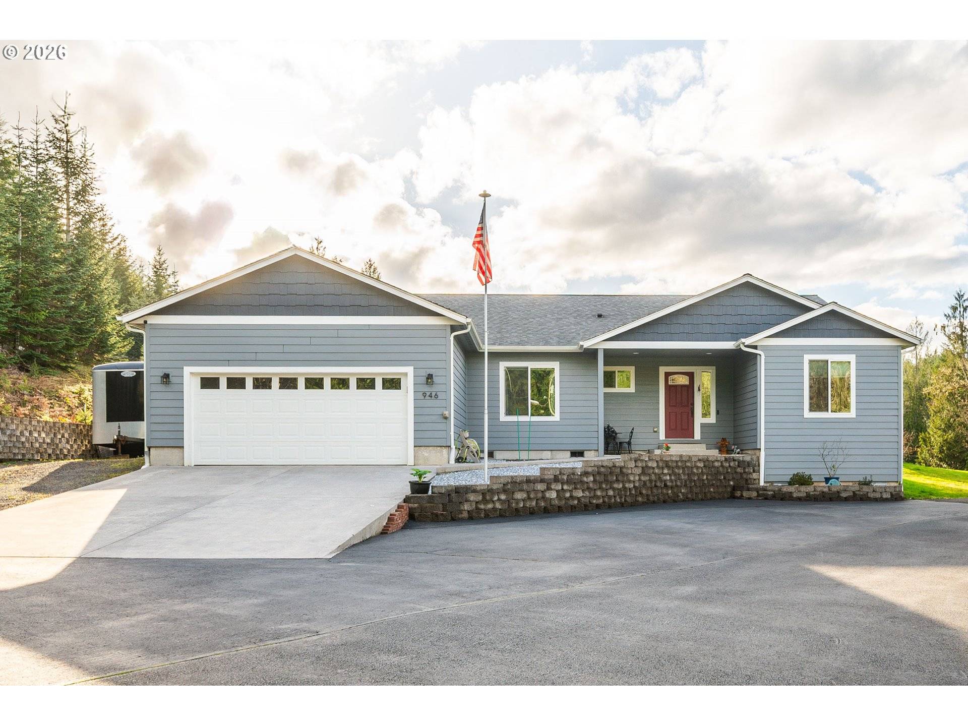 946 PAINE RD, Castle Rock, WA 98611