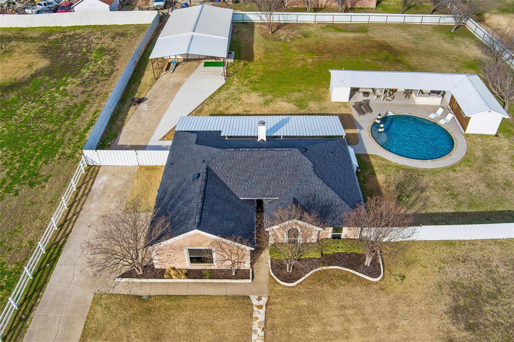 9400 Simbra Lane, Crowley, TX 76036