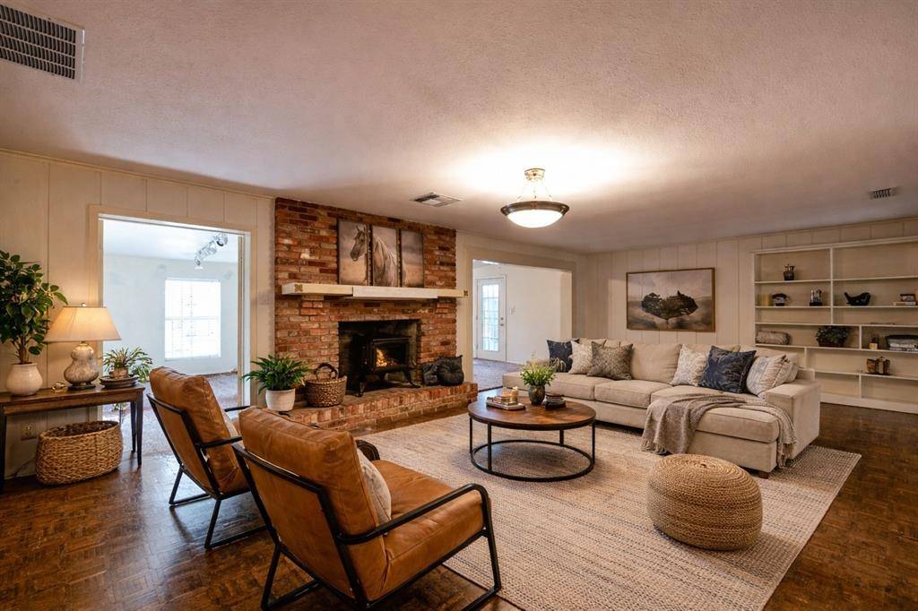 5731 Mona Lane, Dallas, TX 75236