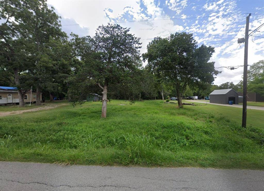 619 6th Street, Magnolia, TX 77355