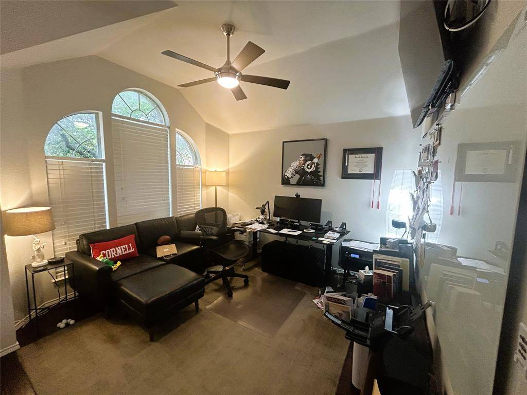 7021 Crenshaw Lane, Denton, TX 76210