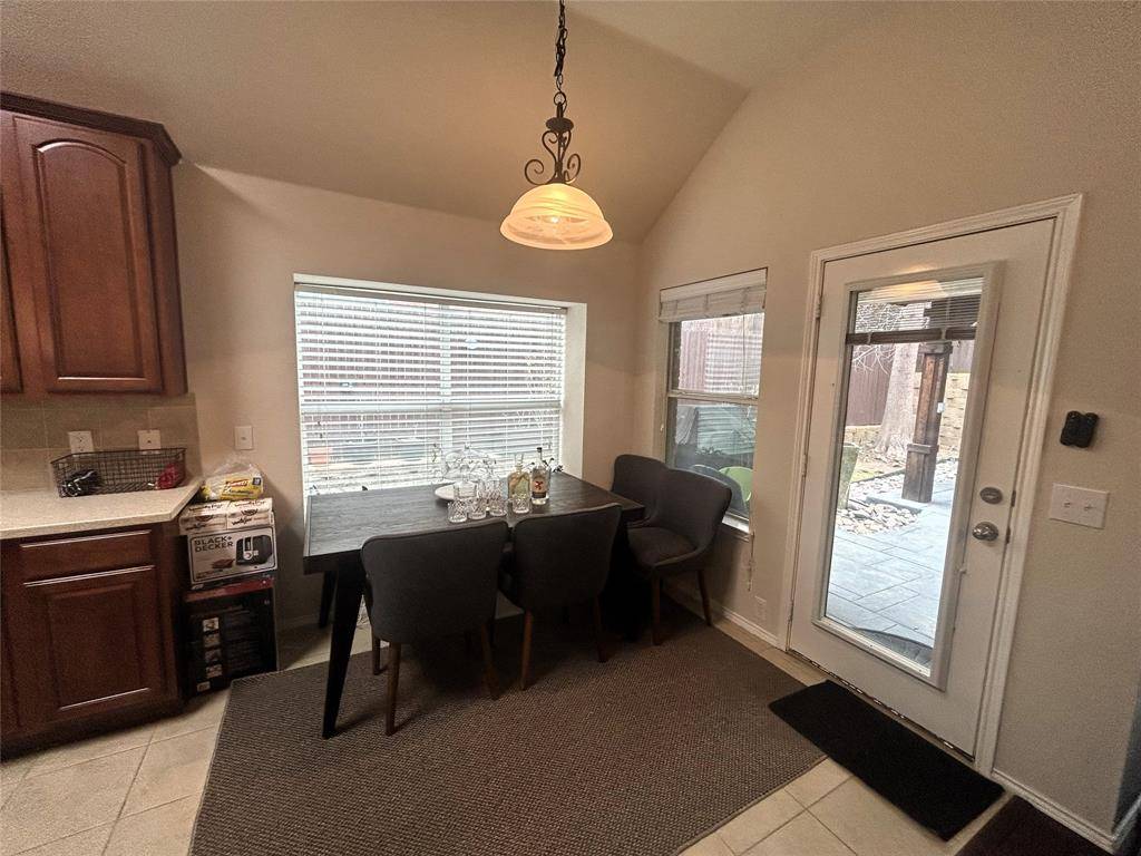 7021 Crenshaw Lane, Denton, TX 76210