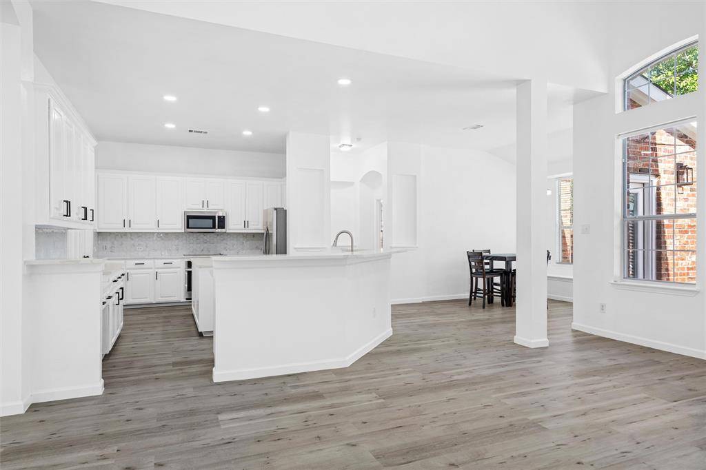 4201 Iron Lane, Mansfield, TX 76063