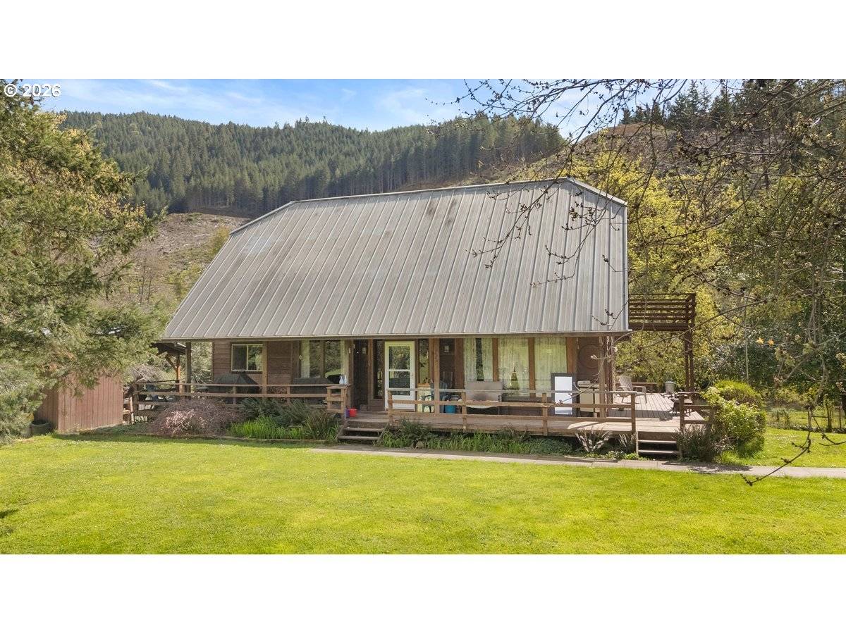 5089 N MYRTLE RD, Myrtle Creek, OR 97457