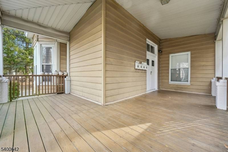 24 Franklin Pl, Summit City, NJ 07901