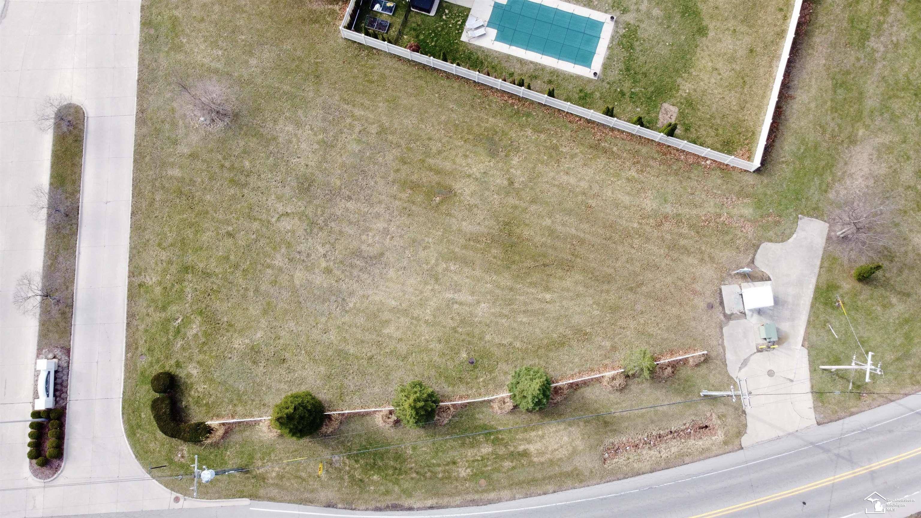 1691 Glenridge LN, Monroe, MI 48162