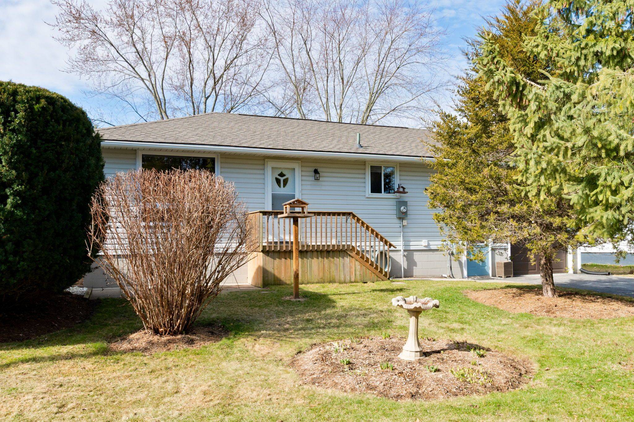 204 Evandale ST, West Elgin, ON N0L 2P0