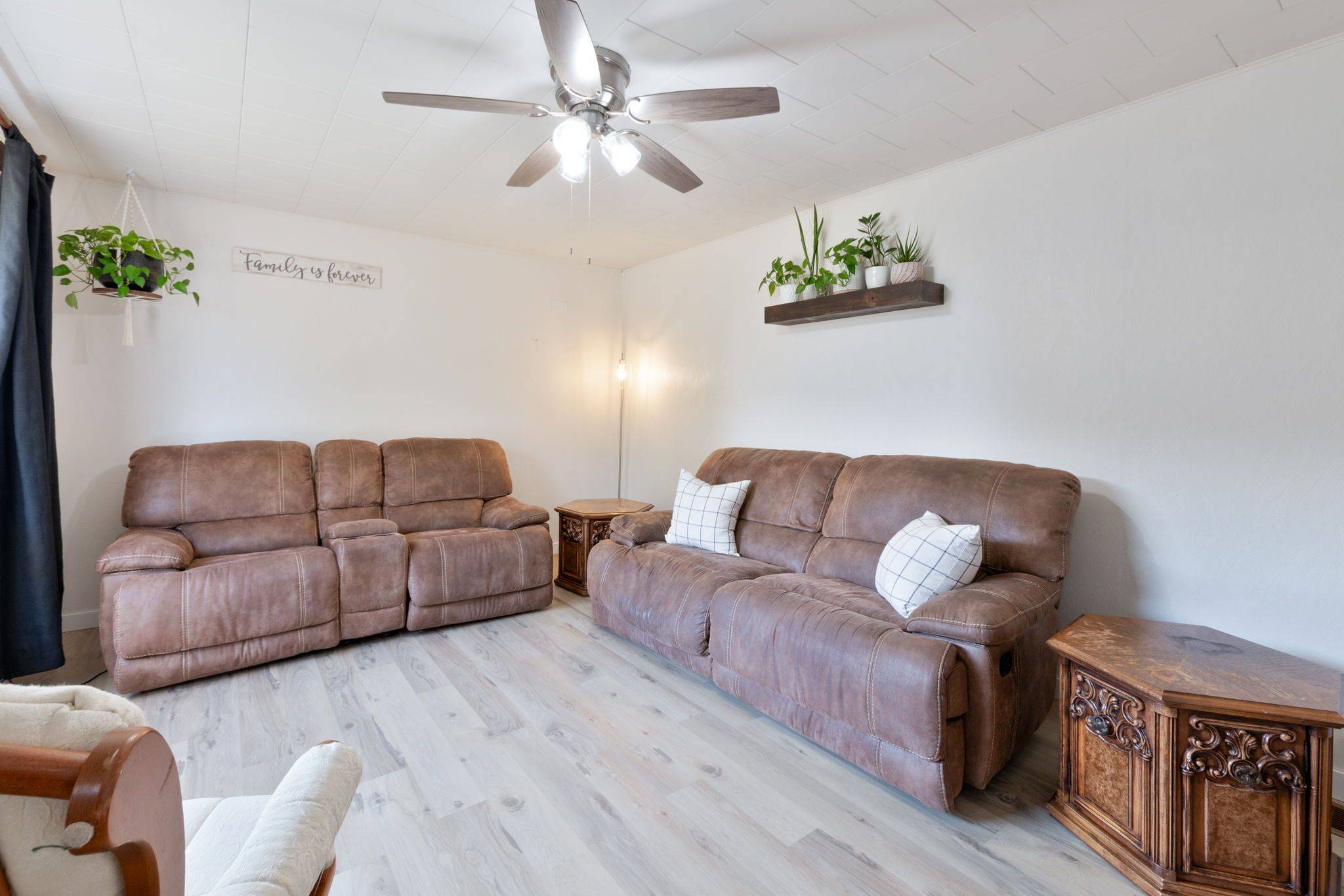 204 Evandale ST, West Elgin, ON N0L 2P0