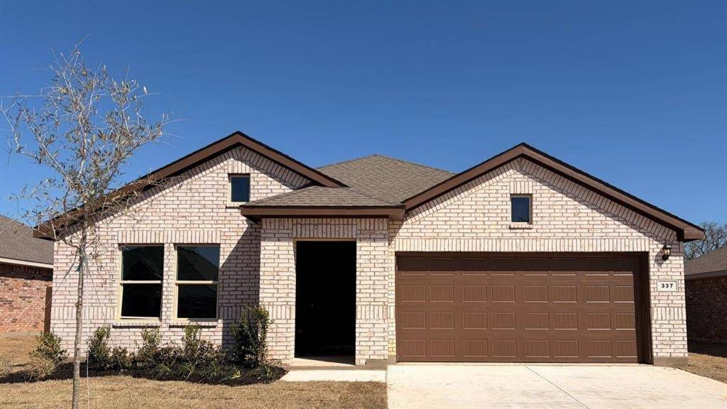 337 BLANCO Drive, Azle, TX 76020