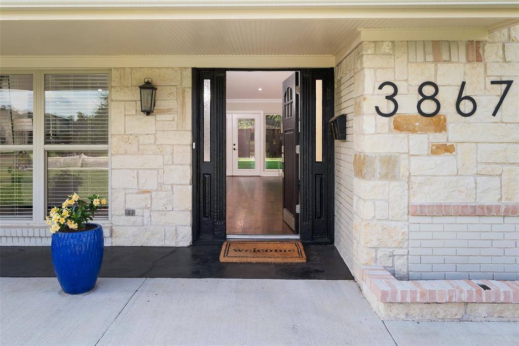 3867 Beutel Court, Dallas, TX 75229