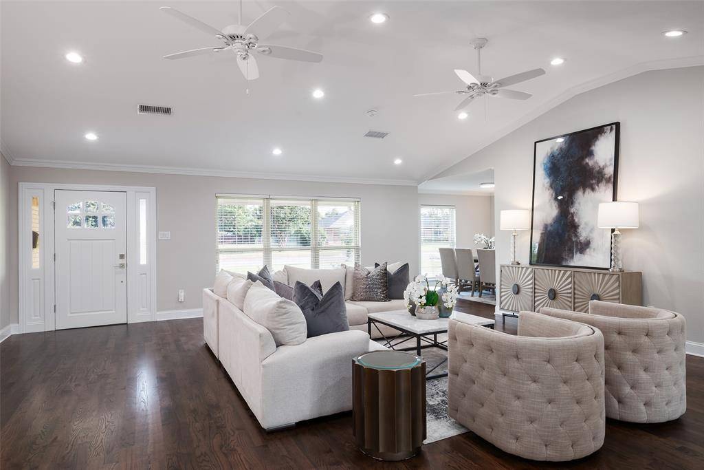 3867 Beutel Court, Dallas, TX 75229