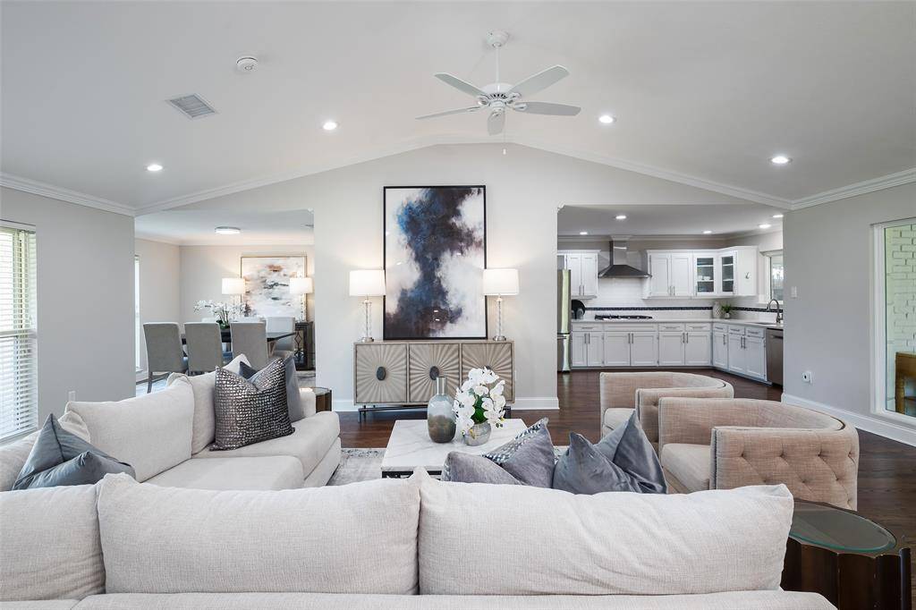 3867 Beutel Court, Dallas, TX 75229