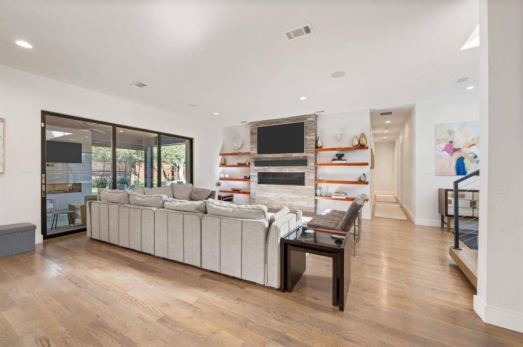 5615 Brookstown Drive, Dallas, TX 75230