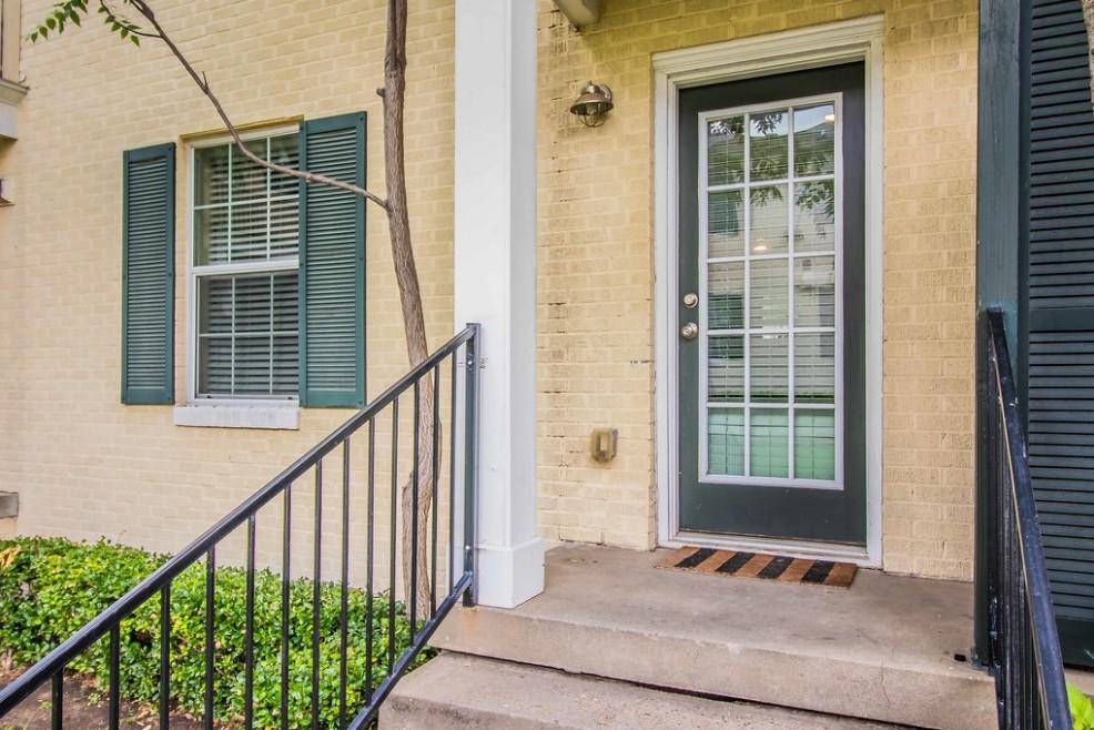 2824 Minert Street, Dallas, TX 75219