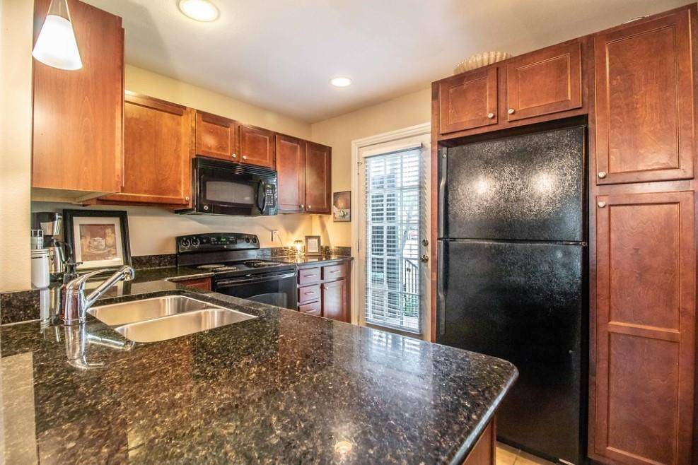 2824 Minert Street, Dallas, TX 75219